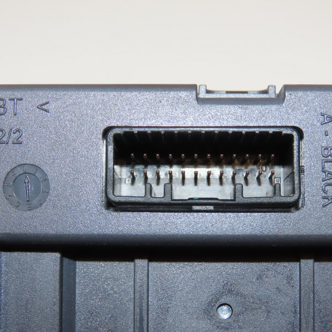 Lecteur de carte occasion RENAULT CAPTUR Phase 1 02-2013->... 0.9 90 ch 285901934R 3