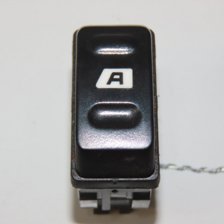 Commande lève-glace porte avant gauche occasion CITROEN XSARA PICASSO Phase 2 02-2004->12-2010 1.6 HDI 92 ch 655407