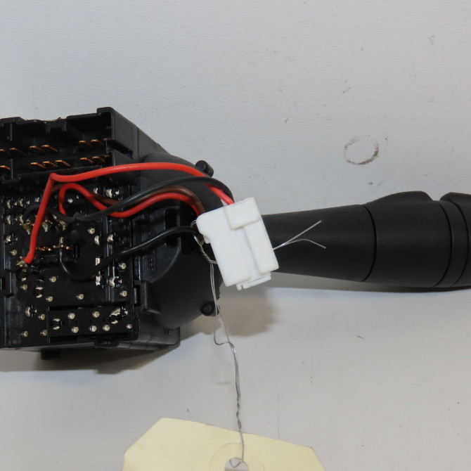 Commande clignotant occasion DACIA SANDERO II Phase 1 04-1995->04-1999 1.0i 75ch 255401303R 2