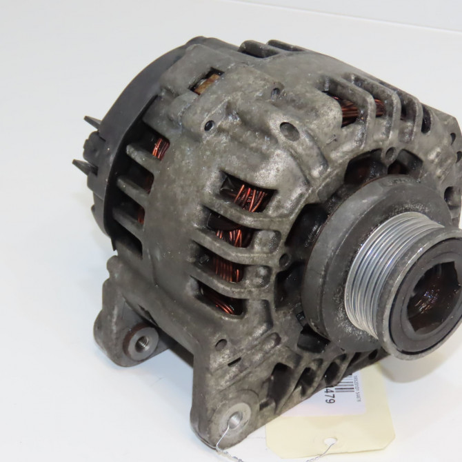 Alternateur occasion RENAULT CLIO II Phase 2 06-2001->07-2006 1.5 DCI 65ch 8200537415 1