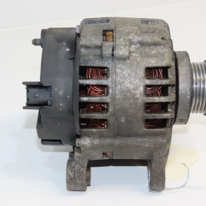 Alternateur occasion RENAULT CLIO II Phase 2 06-2001->07-2006 1.5 DCI 65ch 8200537415 3