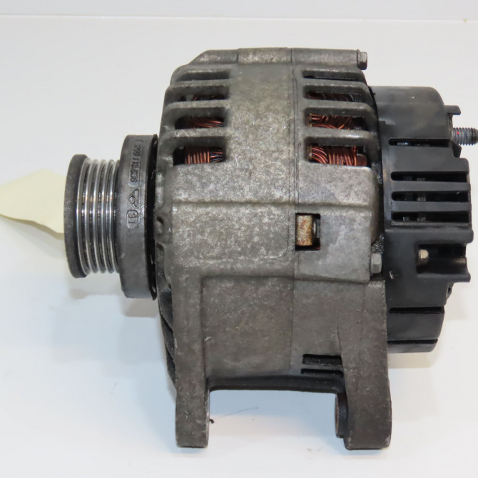 Alternateur occasion RENAULT CLIO II Phase 2 06-2001->07-2006 1.5 DCI 65ch 8200537415 4