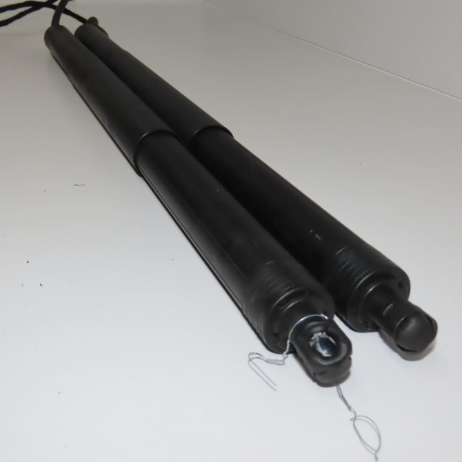 Verin droit hayon occasion  9Y3827851C 2