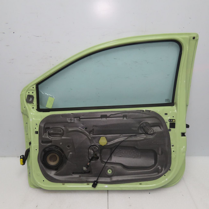 Porte avant droite occasion RENAULT TWINGO II Phase 1 06-2007->11-2011 1.2i 16v 75ch 801008682R 2