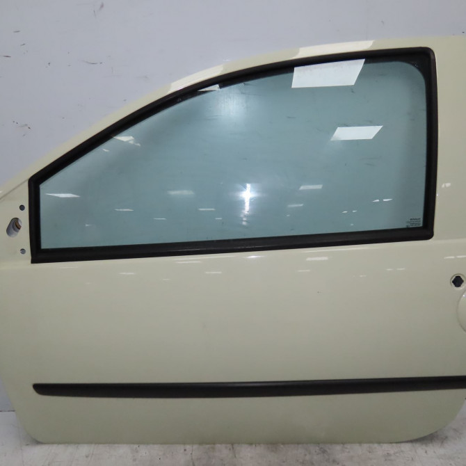 Porte avant gauche occasion RENAULT TWINGO II Phase 1 06-2007->11-2011 1.2i 16v 75ch 801010419R 1