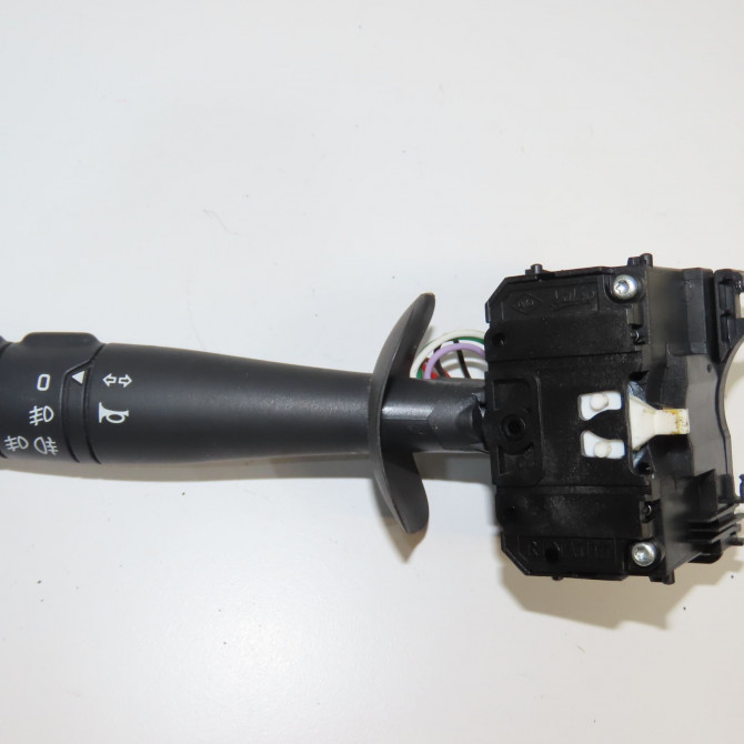 Commande clignotant occasion RENAULT TWINGO II Phase 1 06-2007->11-2011 1.2i 16v 75ch 7701072110 1