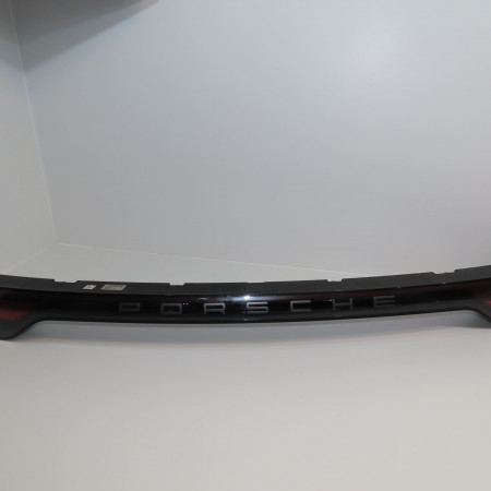 <span class="tt">Feu arrière intérieur droit occasion  </span><span class="designation"> </span>