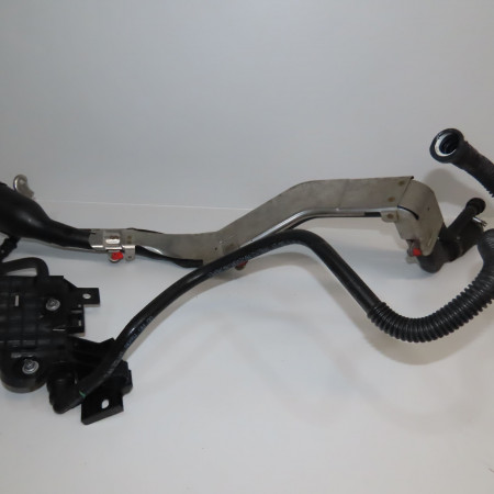 <span class="tt">Goulotte carburant occasion  </span><span class="designation"> </span>