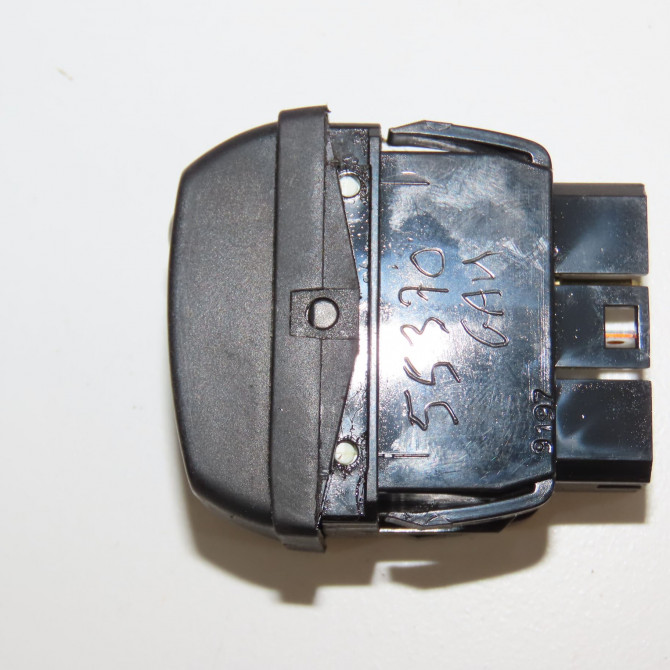 Commande lève-glace porte avant gauche occasion CITROEN XSARA PICASSO Phase 2 02-2004->12-2010 1.6 HDI 92 ch 655407 2