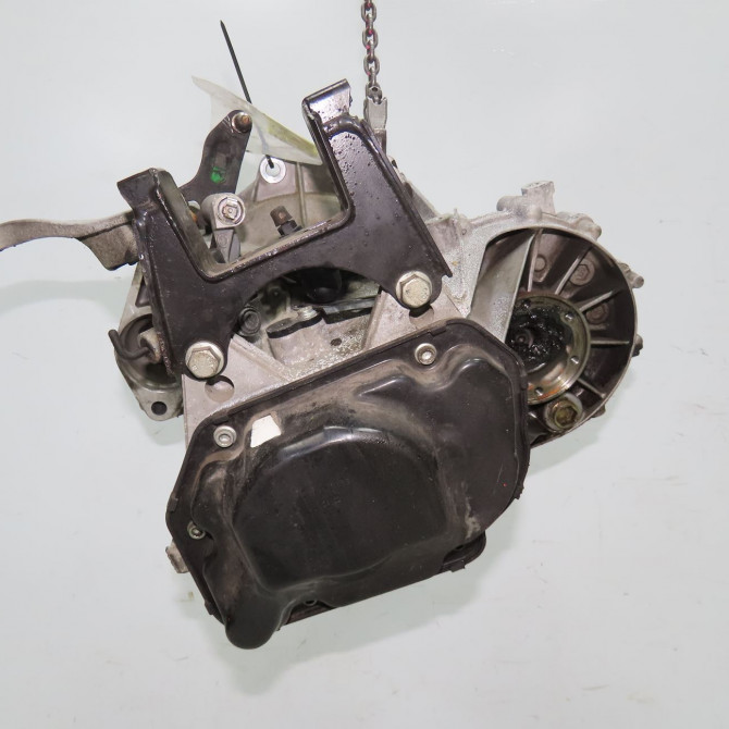 Boîte à vitesse mecanique occasion VOLKSWAGEN POLO IV Phase 1 01-2002->05-2005 1.2 65ch 2T300020EX 3