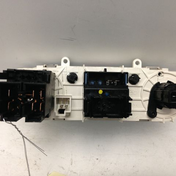 Commande de chauffage occasion FORD MONDEO I Phase 2 10-1996->09-2000 1.8 2
