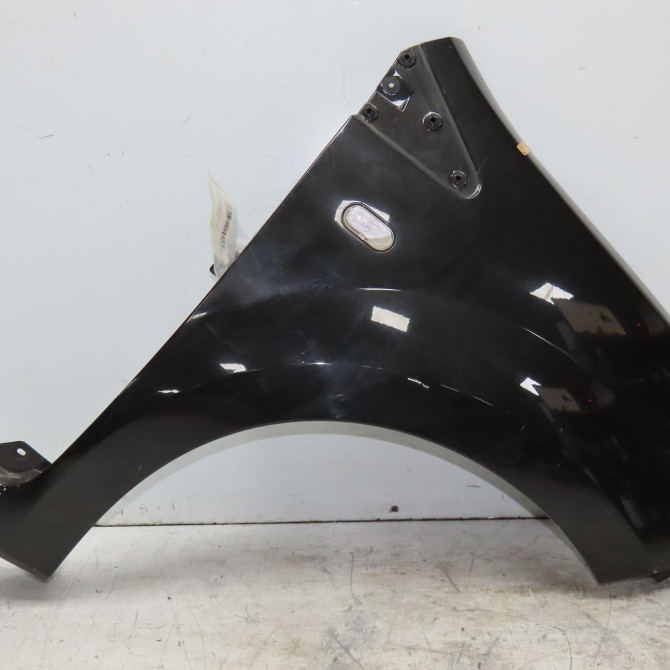 Aile avant droite occasion RENAULT TWINGO II Phase 2 12-2011->12-2014 1.2i 16v 75ch 631000558R 1