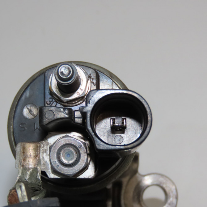 Démarreur occasion VOLKSWAGEN POLO IV Phase 2 05-2005->09-2009 1.4 TDI 70ch 2T911024 5