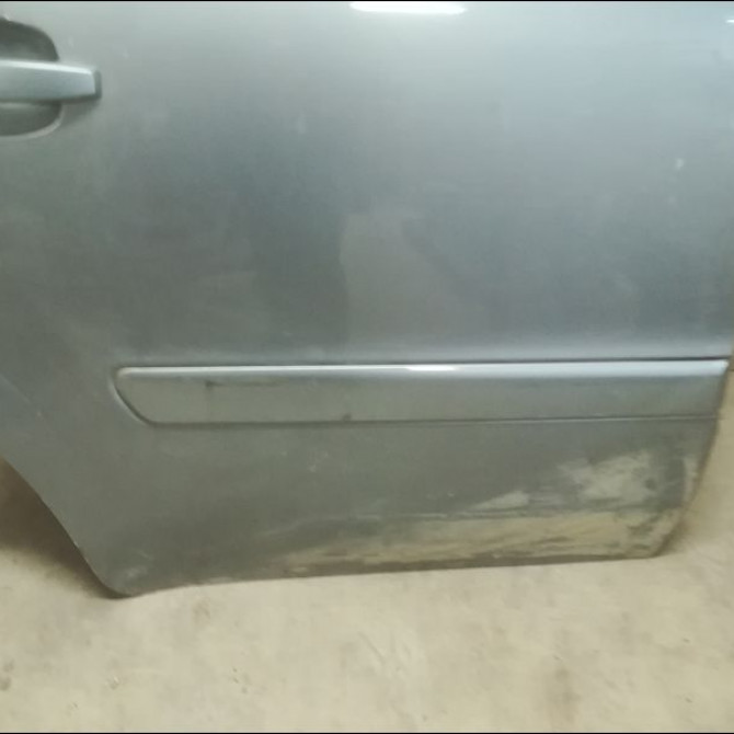 Porte arrière droite occasion OPEL ZAFIRA II Phase 1 07-2005->12-2007 1.9 CDTI 100ch 13203016 3