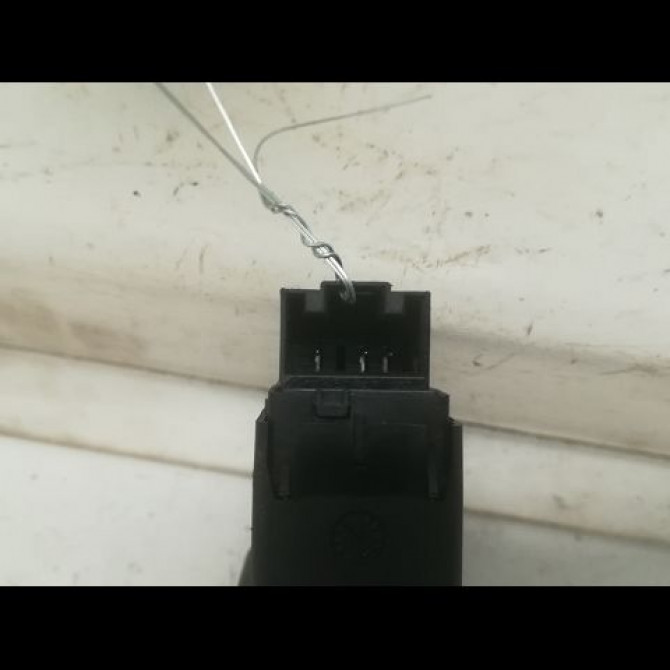 Commande leve-glace porte arrière gauche occasion VOLKSWAGEN GOLF VII GOLF VII Phase 1 2012-10-01->2017-06-30 5G0959855FWZU 3