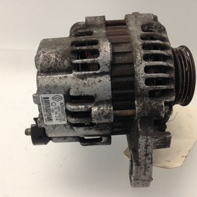 Alternateur occasion RENAULT CLIO CAMPUS II Phase 1 07-2006->07-2009 1.2i 8200660045 2