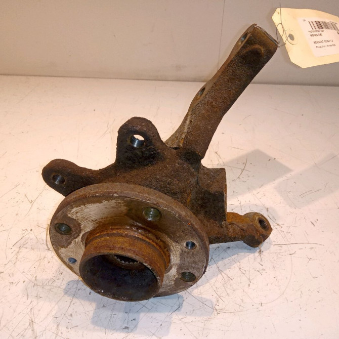 Moyeu avd occasion RENAULT CLIO II Phase 2 06-2001->07-2006 1.2 7700719140 1