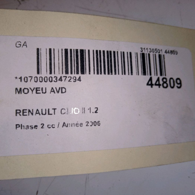 Moyeu avd occasion RENAULT CLIO II Phase 2 06-2001->07-2006 1.2 7700719140 4