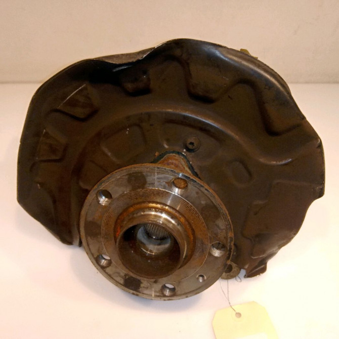 Moyeu avg occasion VOLKSWAGEN GOLF VII GOLF VII Phase 1 2012-10-01->2017-06-30 8S0498625A 1