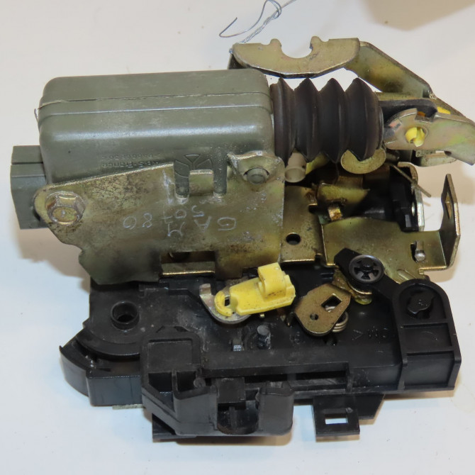 Serrure porte avg occasion RENAULT CLIO II Phase 1 03-1998->06-2001 1.9 D 65ch 7701045304 2