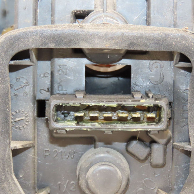 Feu arrière gauche occasion PEUGEOT PARTNER I Phase 1 01-1997->12-2002 2.0 HDI 6350EE 3