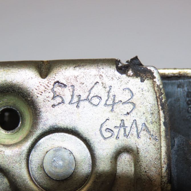 Serrure porte avg occasion RENAULT CLIO II Phase 1 03-1998->06-2001 1.6 7701045304 4