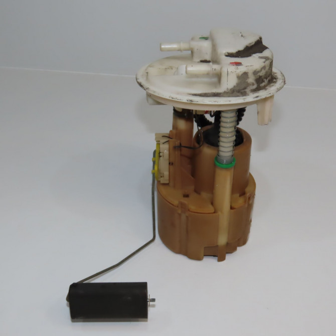 Jauge a carburant occasion RENAULT CLIO II Phase 1 03-1998->06-2001 1.2 250607248R 1