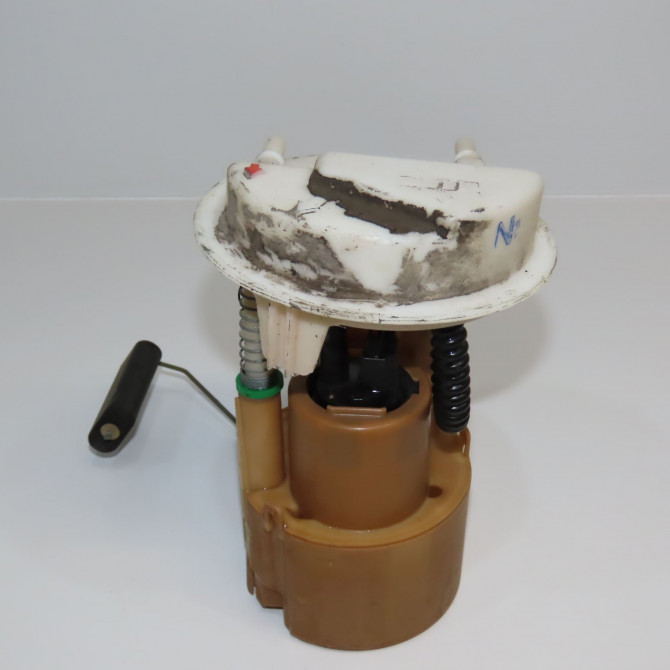 Jauge a carburant occasion RENAULT CLIO II Phase 1 03-1998->06-2001 1.2 250607248R 2