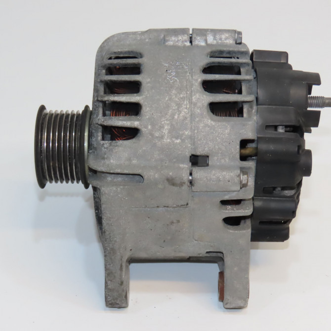 Alternateur occasion RENAULT MEGANE III Phase 1 11-2008->01-2012 1.9 DCI 130ch 8200849752 4