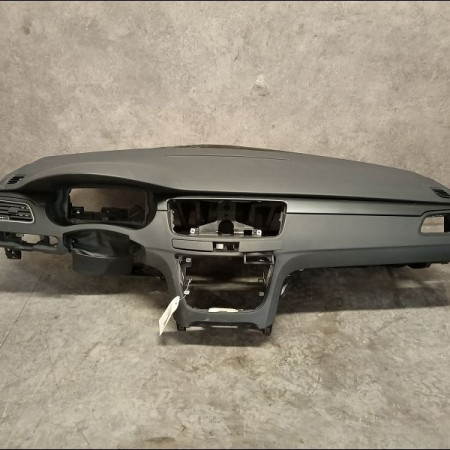 Planche de bord occasion PEUGEOT 508 Phase 1 04-1995->04-1999 2.0 HDI 163ch 8247X1