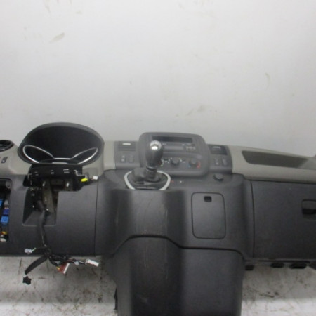 Planche de bord occasion RENAULT TRAFIC III Phase 1 06-2014->... 1.6 DCI 120ch 681004777R