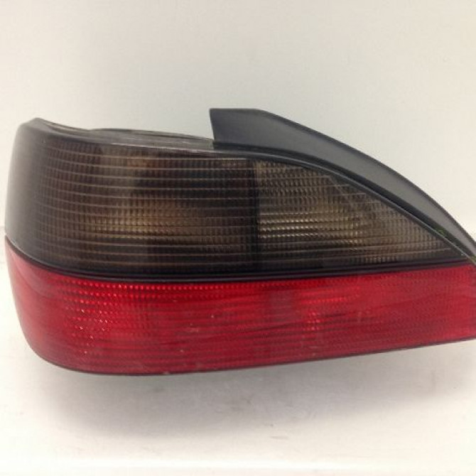 Feu arrière gauche occasion PEUGEOT 306 Phase 1 09-1994->03-1997 6350H8 1