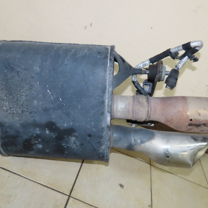 Silencieux arrière occasion FORD MUSTANG VII phase 1 06-2015->... 2443456 4