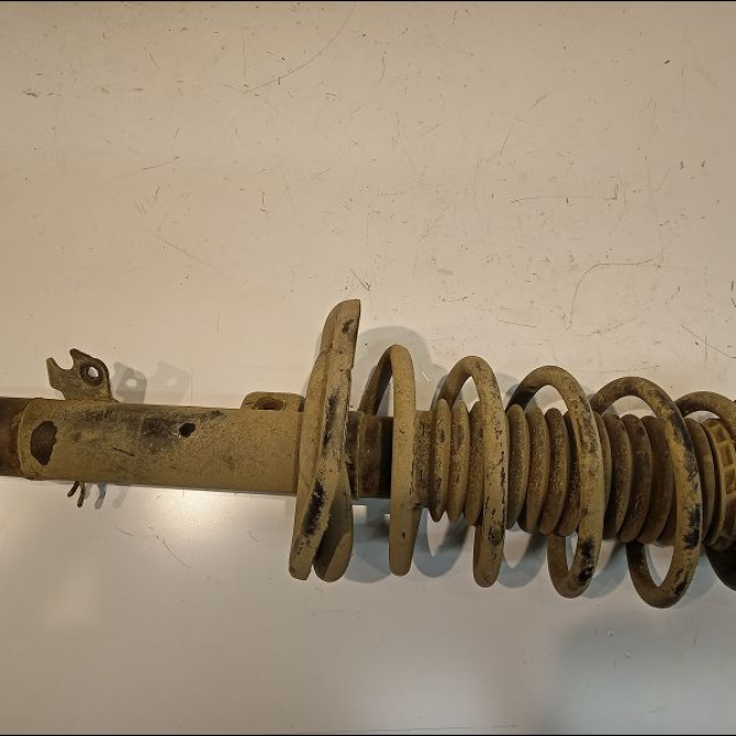 Amortisseur avant droit occasion PEUGEOT 207 Phase 1 04-2006->06-2013 1.6 HDI 16v 110ch 520862 4