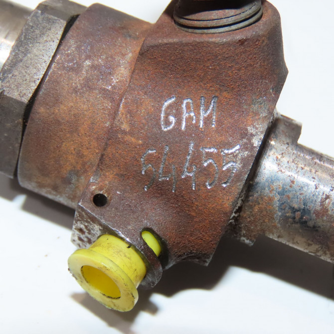 Injecteur occasion RENAULT SCENIC III Phase 1 04-2009->11-2011 1.5 DCI 105ch 166009445R 4