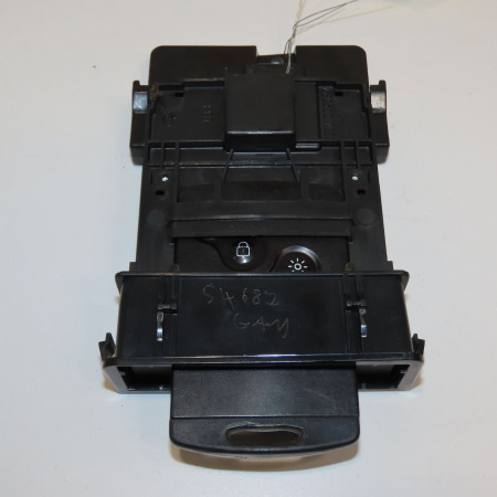 Lecteur de carte occasion RENAULT LAGUNA III Phase 1 10-2007->10-2010 2.0 DCI 130ch 285909828R