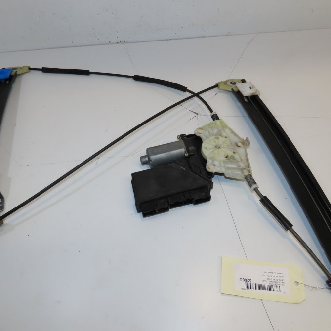 Mecanisme + moteur lève-glace avant droit occasion AUDI A4 II Phase 1 01-2001->11-2004 1.9 TDi 130ch 8E0837462C 2