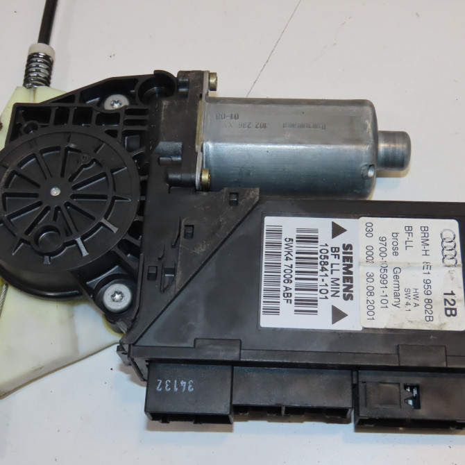 Mecanisme + moteur lève-glace avant droit occasion AUDI A4 II Phase 1 01-2001->11-2004 1.9 TDi 130ch 8E0837462C 3
