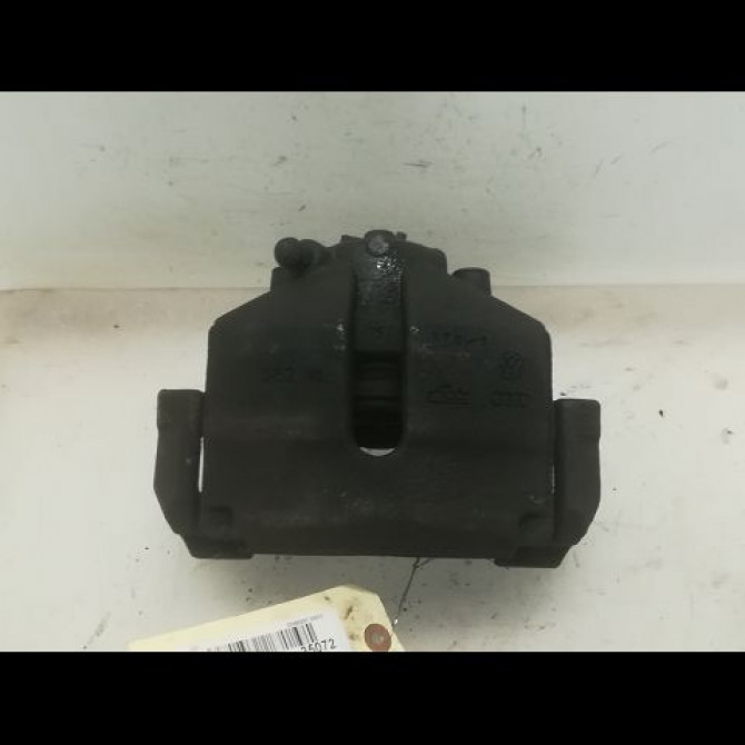 Etrier de frein avant droit occasion VOLKSWAGEN TOURAN I Phase 2 11-2006->09-2010 1.9 TDI 105ch 1K0615124E 1