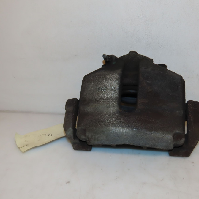Etrier de frein avant droit occasion VOLKSWAGEN EOS Phase 1 04-2006->01-2011 2.0 TDI 140ch 1K0615124E 1