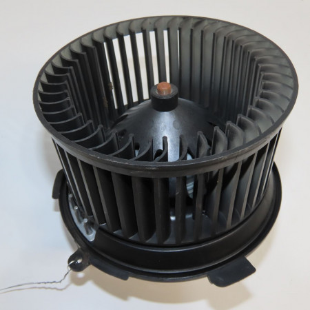Ventilateur de chauffage occasion PEUGEOT 206 Phase 2 02-2003->02-2009 1.4 HDI 70ch 6441K0