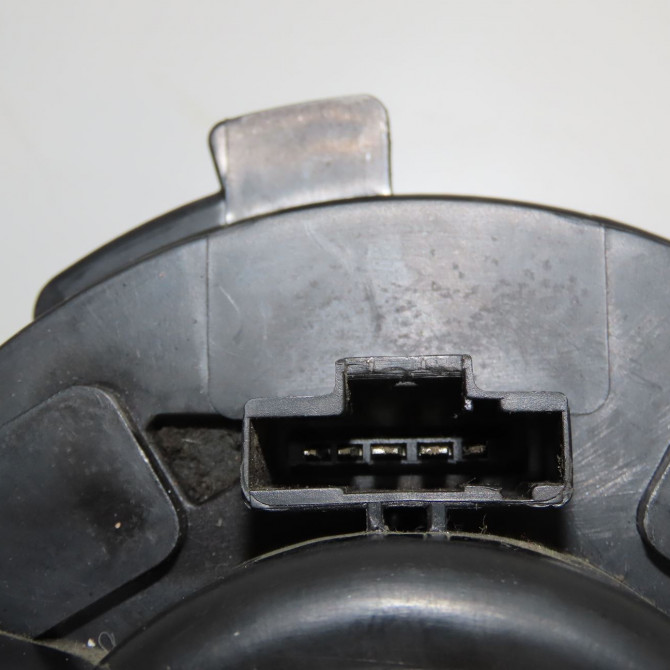 Ventilateur de chauffage occasion PEUGEOT 206 Phase 2 02-2003->02-2009 1.4 HDI 70ch 6441K0 5