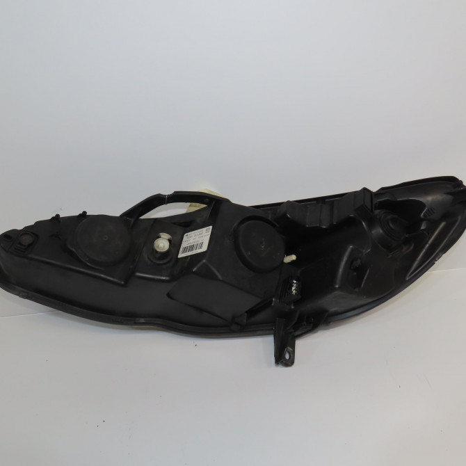 Phare droit occasion PEUGEOT 407 Phase 1 04-1995->04-1999 2.0 HDI 136ch 620690 2