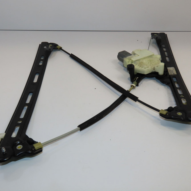 Mecanisme + moteur lève-glace avant droit occasion CITROEN C4 GRAND PICASSO II Phase 1 04-2013->... 2.0 BlueHDI 150ch 9826076280 2