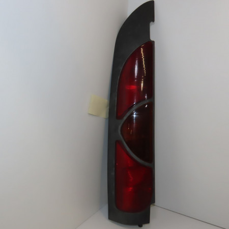 Feu arrière gauche occasion RENAULT KANGOO I Phase 1 09-1997->06-2003 1.9 D 65ch 8200103284