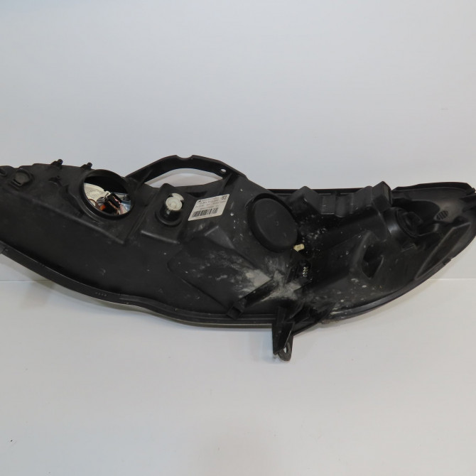 Phare droit occasion PEUGEOT 407 Phase 1 04-2004->07-2008 2.0 HDI 136ch 620690 2