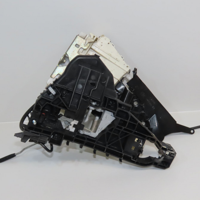 Serrure porte avg occasion MERCEDES CLASSE B I Phase 1 06-2005->04-2008 B 180 CDI 1697203735 2