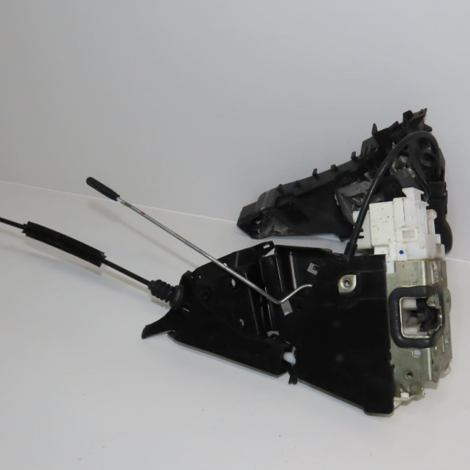 Serrure porte avd occasion MERCEDES CLASSE B I Phase 1 06-2005->04-2008 B 180 CDI 1697204435 1