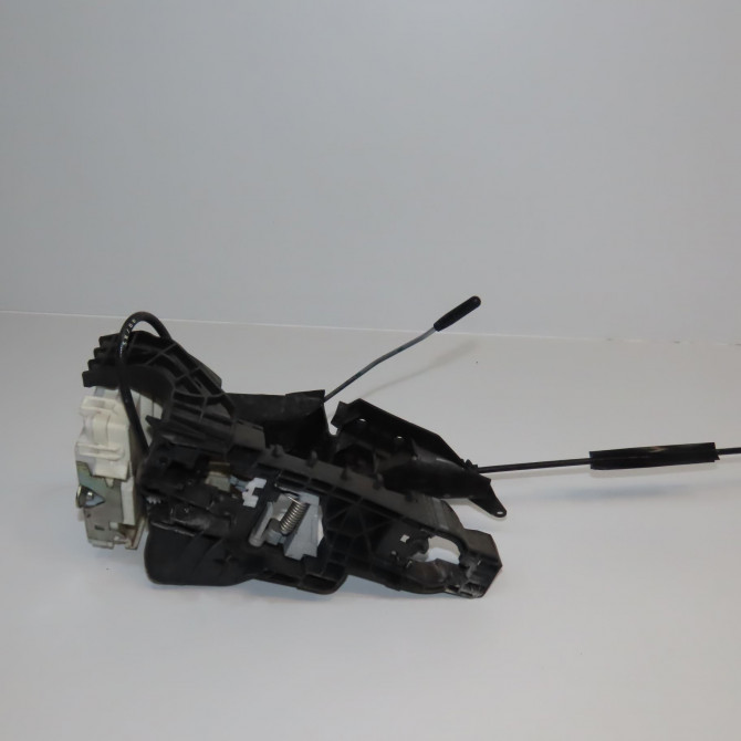 Serrure porte ard occasion MERCEDES CLASSE B I Phase 1 06-2005->04-2008 B 180 CDI 1697303235 2