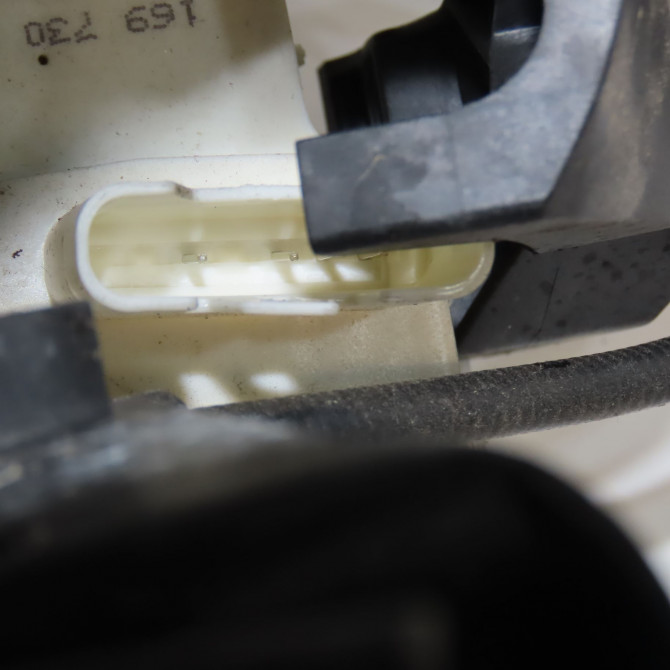 Serrure porte ard occasion MERCEDES CLASSE B I Phase 1 06-2005->04-2008 B 180 CDI 1697303235 3